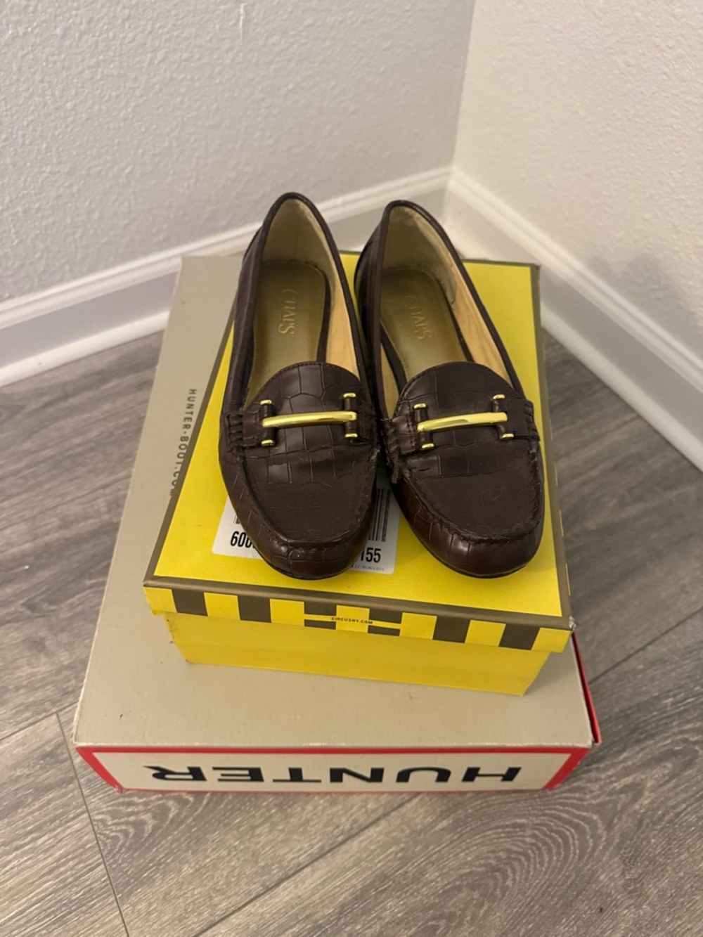 Chaps Brown Croc-Embossed Loafers with Gold Accent